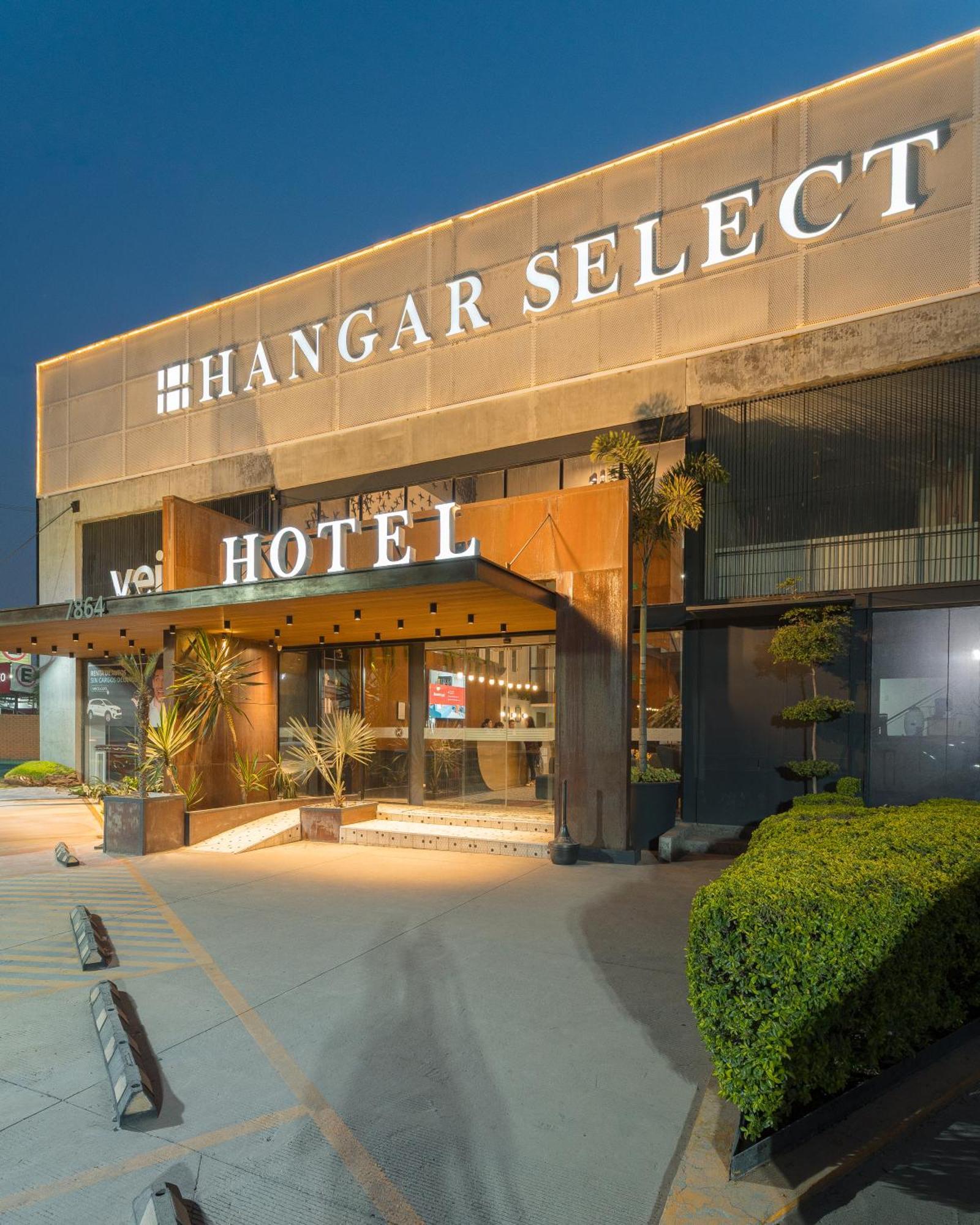 Hangar Select Aeropuerto Guadalajara Las Pintas Eksteriør billede